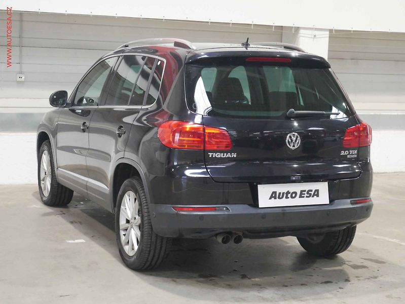 Volkswagen Tiguan (2011) 2.0TDi 4x4, ČR, Klima - fotka 4 z 22