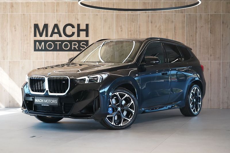 BMW X1 M35i xDrive, Panorama, Head-up - fotografie inzerátu