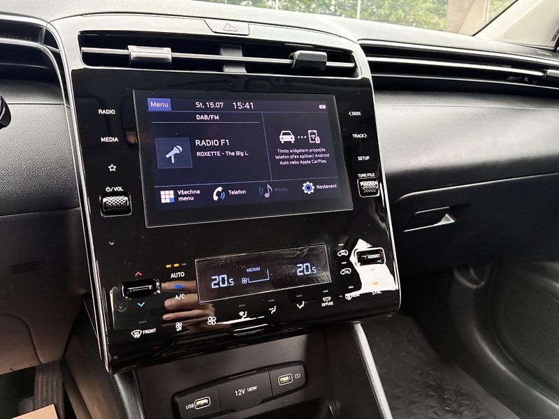 Hyundai Tucson 1.6T-GDi 110kW COMFORT - fotka 19 z 28