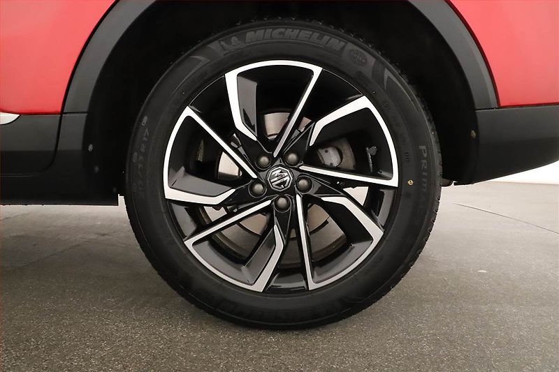 MG ZS (2022) Exclusive 1.0 Turbo, Automat - fotka 12 z 21