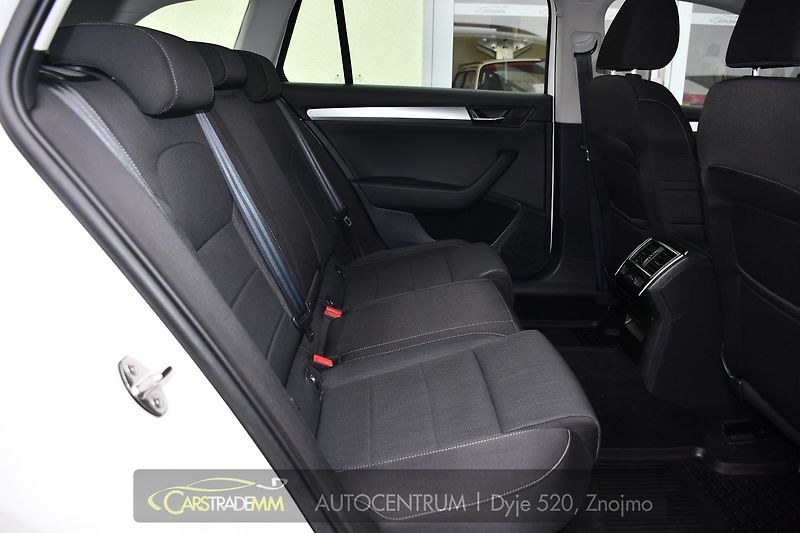 Škoda Superb 2.0TDi DSG TAŽNÉ CANTON - fotka 19 z 58