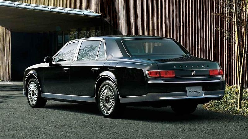 Toyota Century.