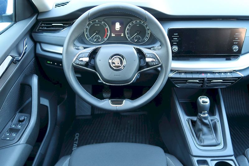 Škoda Octavia (2023) kombi Active Plus 1,0 TSi/81 k - fotka 9 z 31