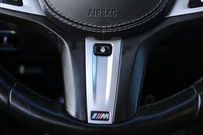 BMW X5 xDrive 30d M PAKET ČR - fotka 16 z 27