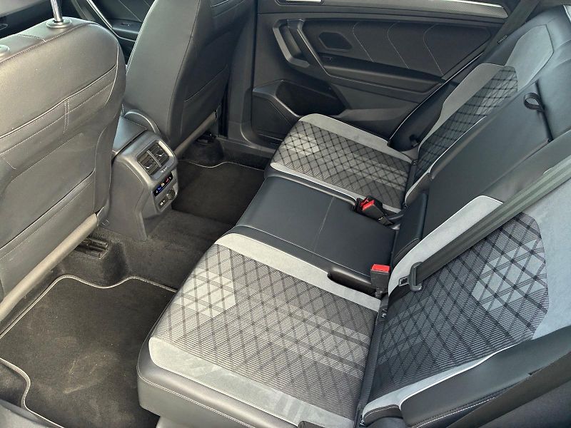 Volkswagen Tiguan (2022) R-LINE 2.0TSI 140kW 4x4 TAŽNÉ  - fotka 8 z 11