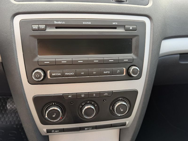 Škoda Octavia 1.2 Tsi, 77kw, WEBASTO - fotka 10 z 10