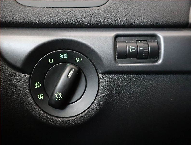 Škoda Yeti (2012) 1.2 TSI, Serv.kniha - fotka 16 z 18