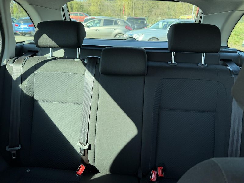 Škoda Fabia 1.2 TSI SPORT - fotka 17 z 20