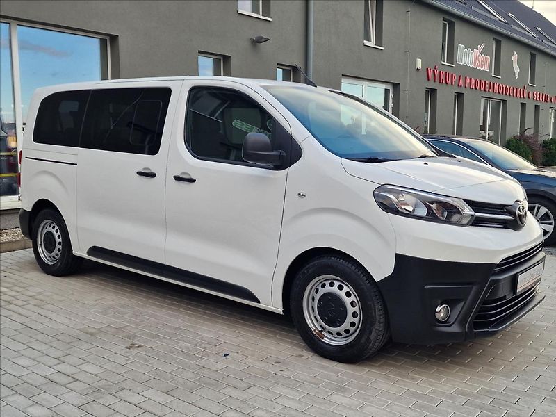 Toyota ProAce Verso 1.5 D-4D 8-míst,ČR,1.Majitel - fotka 2 z 46