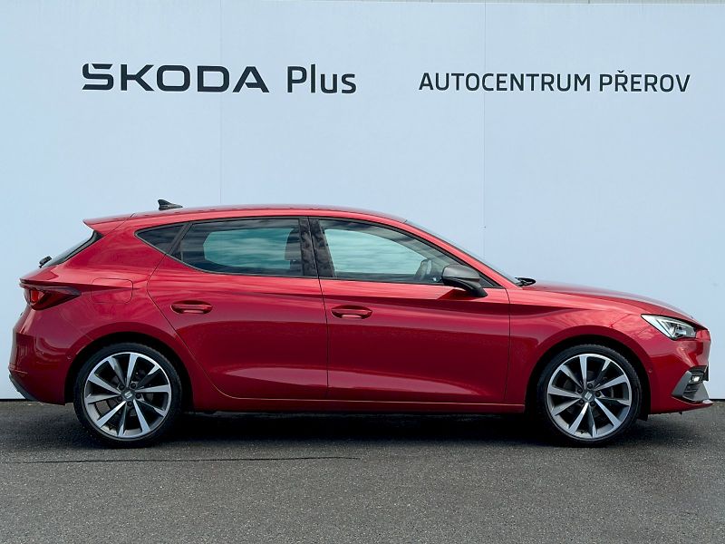 Seat Leon (2024) 1.5 TSI 110kW FR - fotka 32 z 35