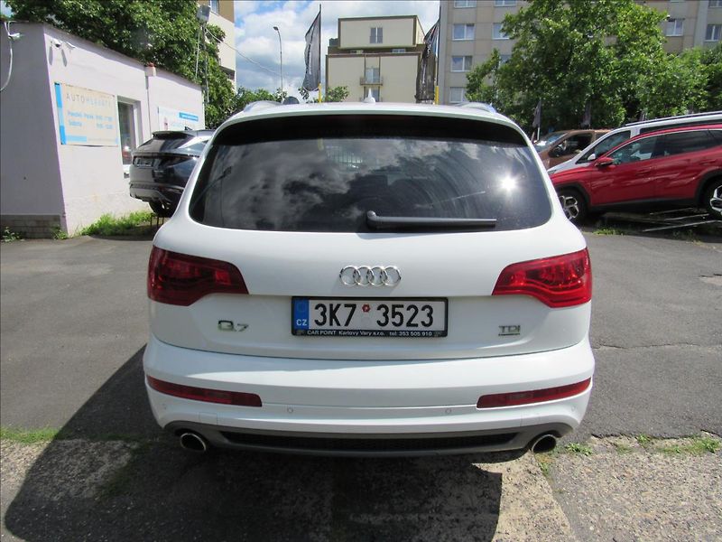 Audi Q7 3,0 TDi 180kW Quattro S-Line - fotka 5 z 30