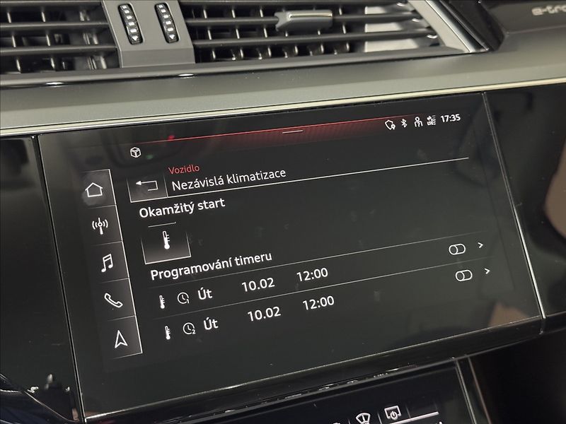 Audi e-tron 300kW S-Line Night Vision - fotka 37 z 48
