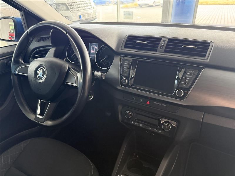 Škoda Fabia 1,2   81KW, STYLE, SERVISKA - fotka 20 z 20