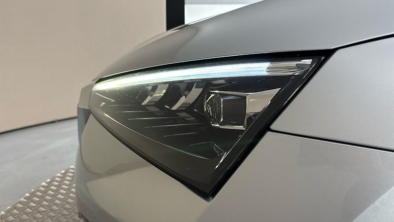 Škoda Scala 1.0 TSI Style - fotka 18 z 26