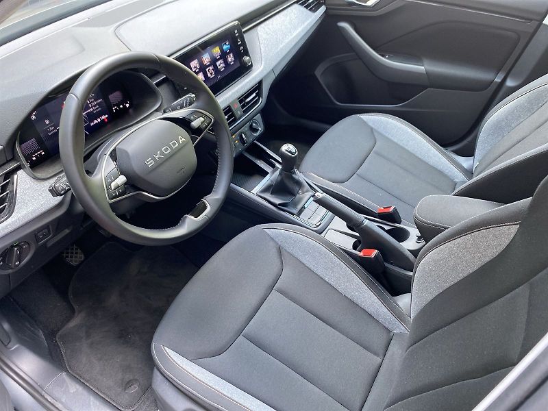 Škoda Kamiq (2025) 1.0 TSI Selection - fotka 8 z 33