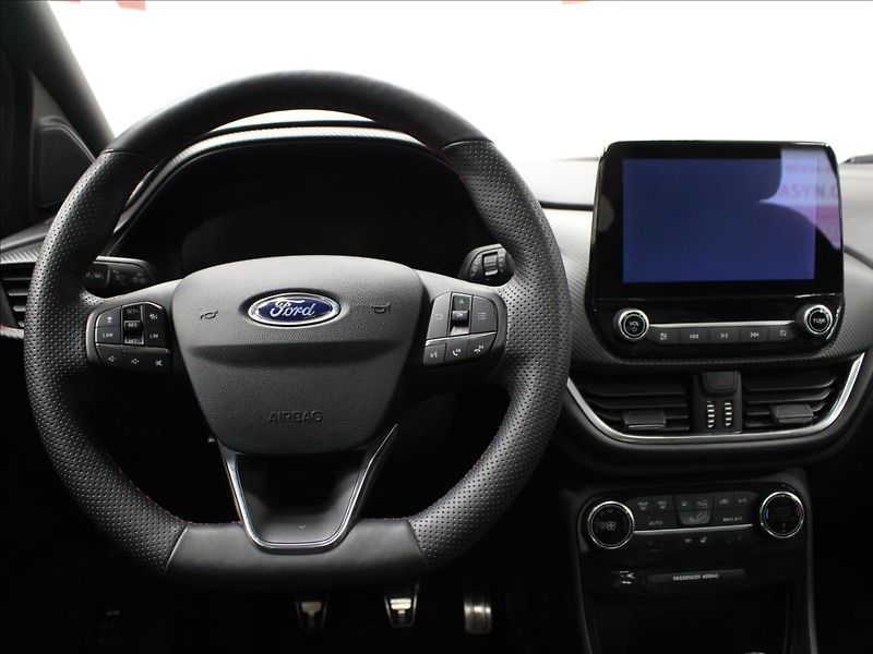Ford Puma 1,0 EcoBoost ST-Line X - fotka 29 z 32
