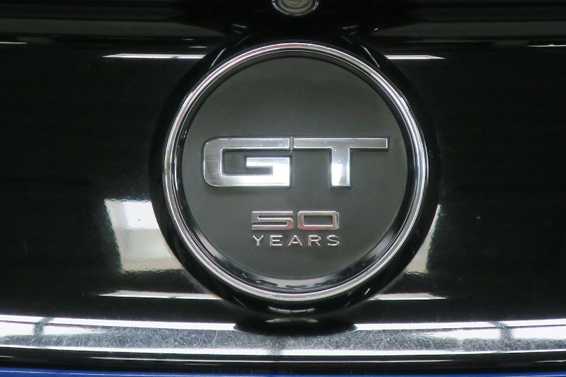 Ford Mustang (2015) 5.0 Ti-VCT V8 GT 50 automat - fotka 44 z 48