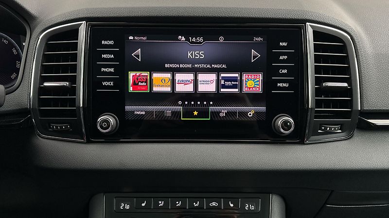 Škoda Karoq 1.5 TSI DSG Style - fotka 11 z 29