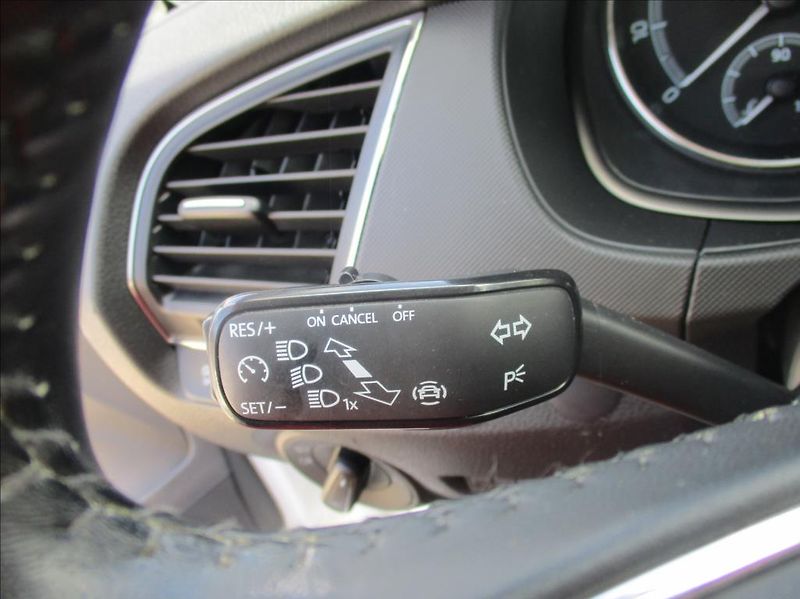 Škoda Fabia 1,0 TSI, servis,DPH,1.maj,CZ, - fotka 23 z 29