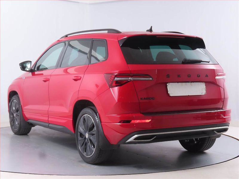Škoda Karoq (2023) Sportline 1.5 TSI - fotka 4 z 17