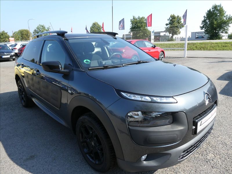 Citroën C4 Cactus 1,2 PureTech 60kW NAVI - fotka 1 z 33
