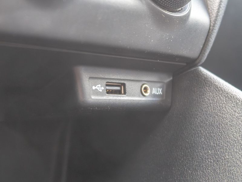 Škoda Octavia (2015) ČR 1.6TDI 66KW – PO SERVISU - fotka 18 z 37