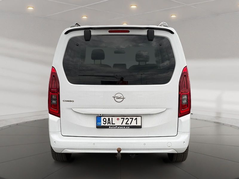 Opel Combo (2022) ELEGANCE+ 1.5CDTI 96kW TAŽNÉ - fotka 5 z 11