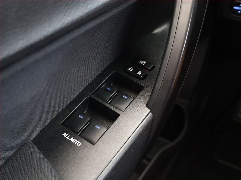 Toyota Corolla (2018) 1.6 Valvematic, Serv.kniha - fotka 15 z 16