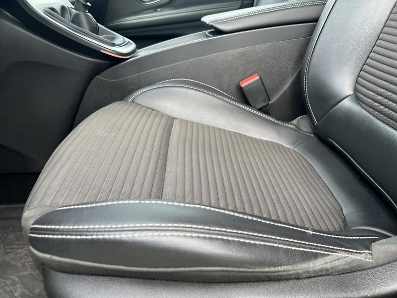 Renault Scénic Intens 1.5DCi KLIMA PŮVOD ČR - fotka 11 z 48