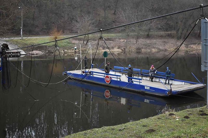 Přívoz Darová funguje i v zimě