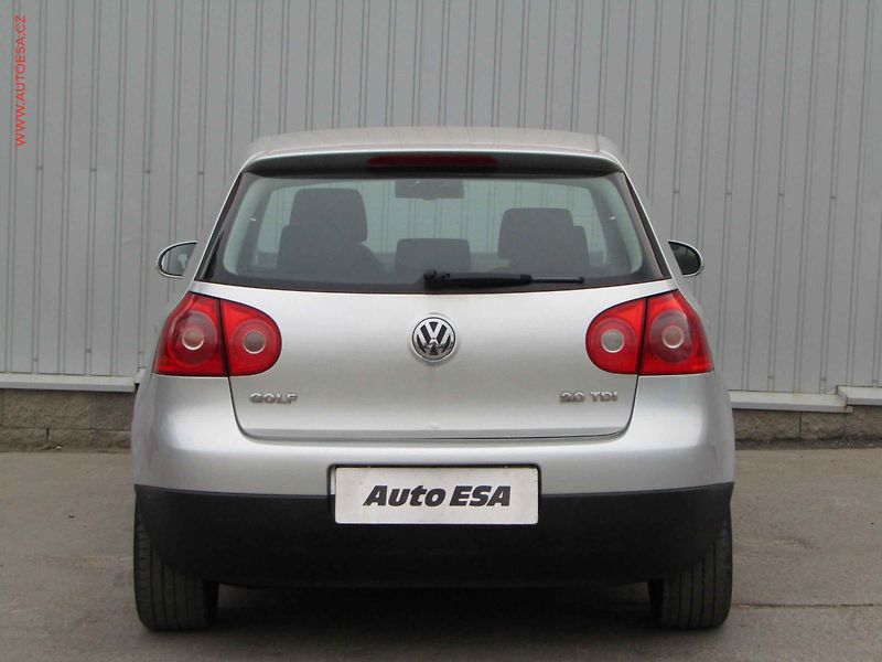 Volkswagen Golf (2003) 2.0 TDi, STK4/28 - fotka 5 z 12