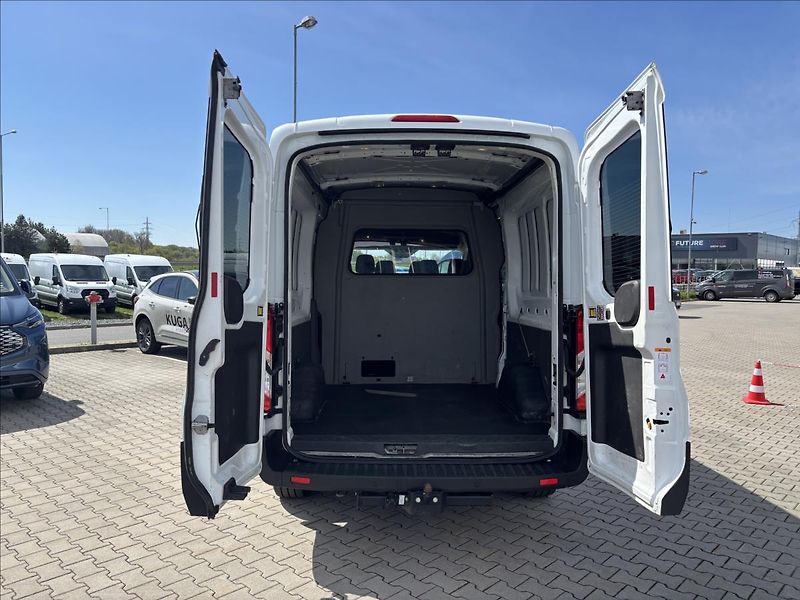 Ford Transit 2,0 EcoBlue Mhev 96kW K.Van L3 - fotka 10 z 34