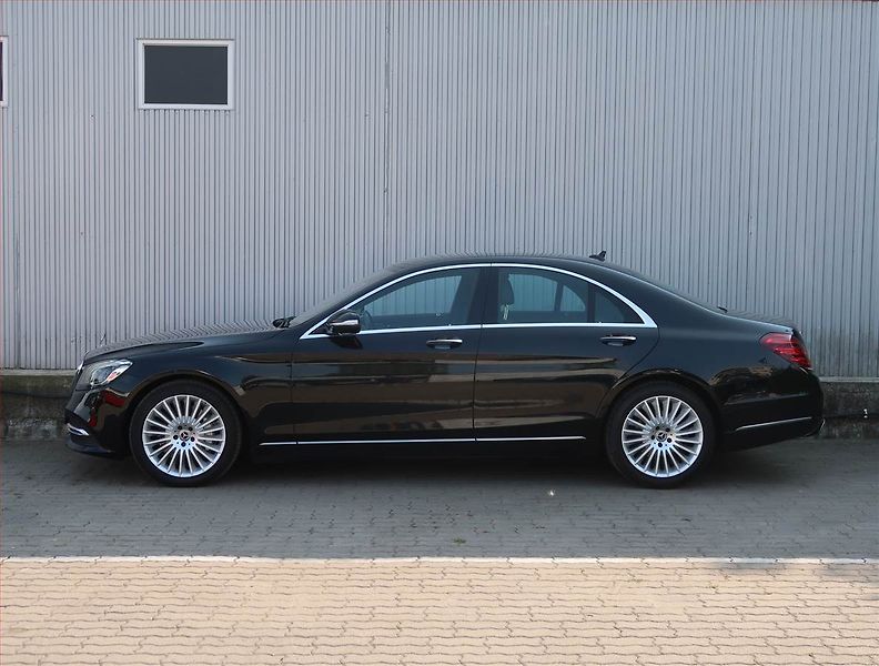 Mercedes-Benz Třídy S (2020) S 400 d 4MATIC - fotka 3 z 25