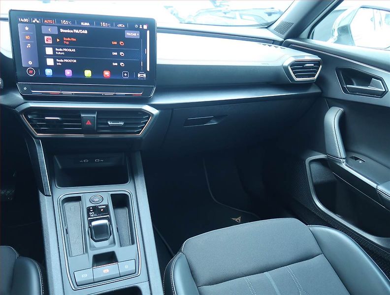 Cupra Formentor (2022) 1.5 TSI - fotka 8 z 18