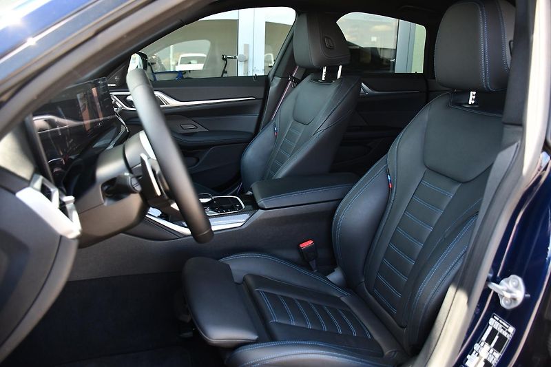 BMW Řada 4 420d FL XD MSPORT K360°1.M ČR - fotka 14 z 41