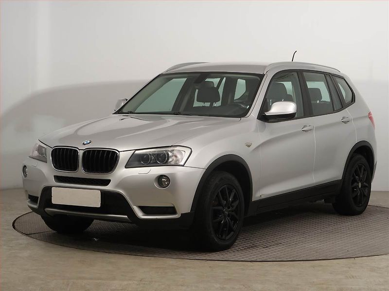BMW X3 (2013) xDrive20d, 4X4, Automat - fotka 2 z 15