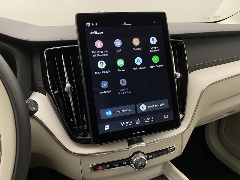 Volvo XC60 T8 AWD RECHARGE DARK ULTRA CZ - fotka 8 z 64