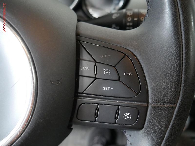 Fiat 500X (2017) 2.0 4x4, 2.maj,ČR, servis - fotka 18 z 21