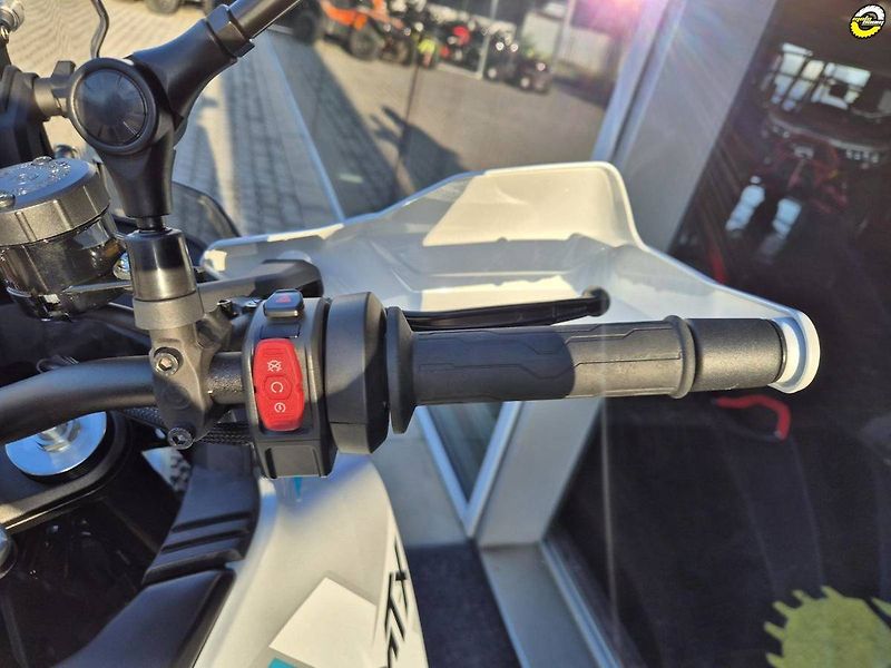 CFMOTO (2026) 1000 MT-X ADVENTURE - fotka 39 z 43