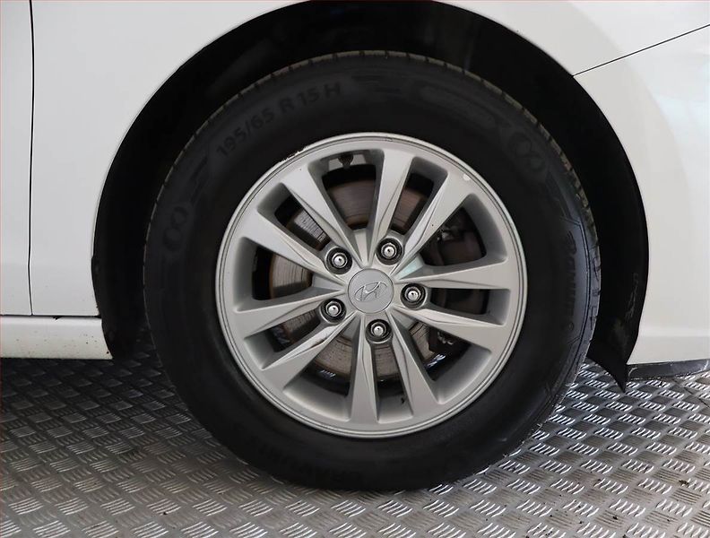 Hyundai i30 (2021) 1.6 CRDi, ČR,1.maj, Serv.kniha - fotka 15 z 23