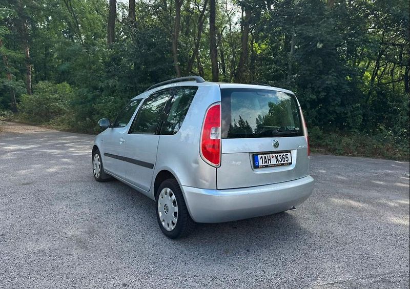 Škoda Roomster (2008) 1.4 / 63kW - fotka 4 z 16