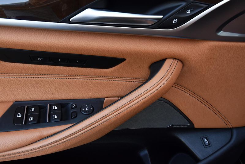 BMW Řada 5 530i xDrive LUXURY LINE,LED,ČR - fotka 10 z 50