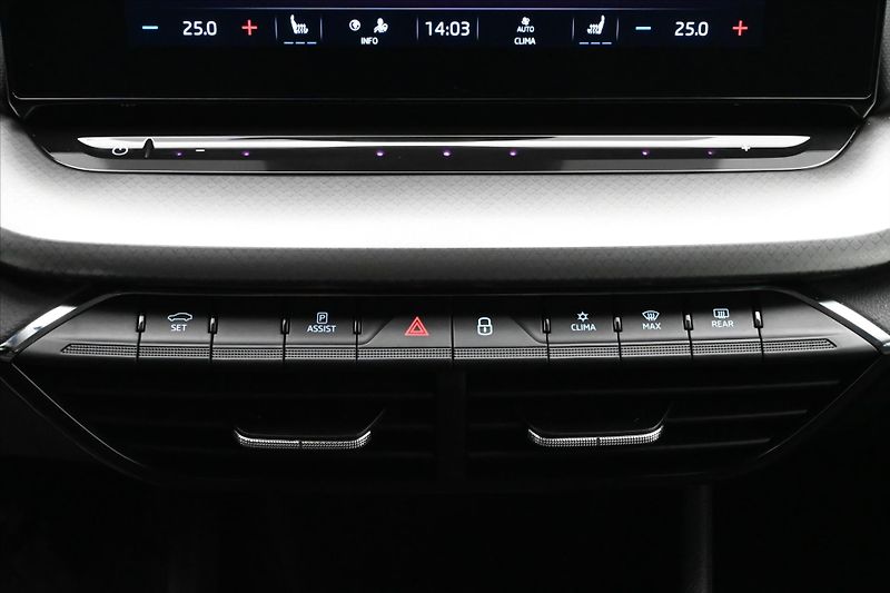 Škoda Octavia 2,0 TDI 110 kW Ambition Záruka - fotka 22 z 31