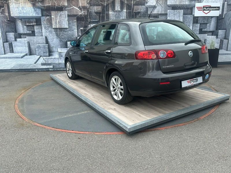 Fiat Croma (2005) 1.9JTD, 88KW - fotka 8 z 18