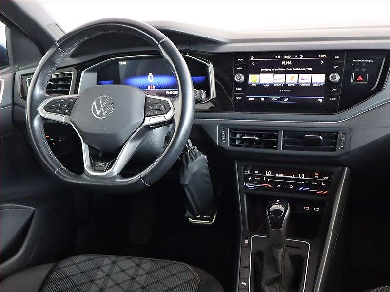Volkswagen Taigo (2022) R-Line 1.0 TSI, Automat, Navi - fotka 7 z 21