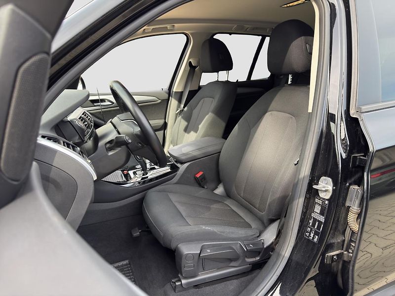 BMW X3 xDrive30d - fotka 8 z 18