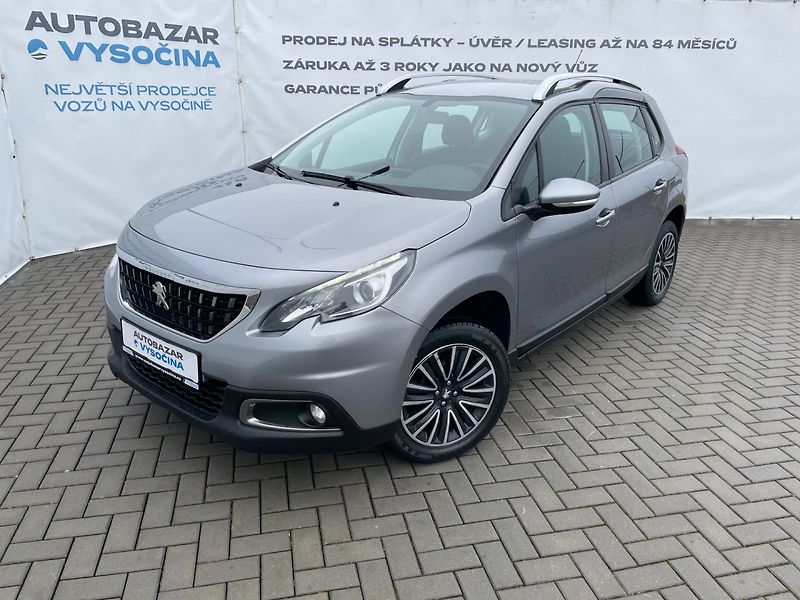 Peugeot 2008 (2019) 1.2PT 61kW Navigace! Car Play - fotka 8 z 25