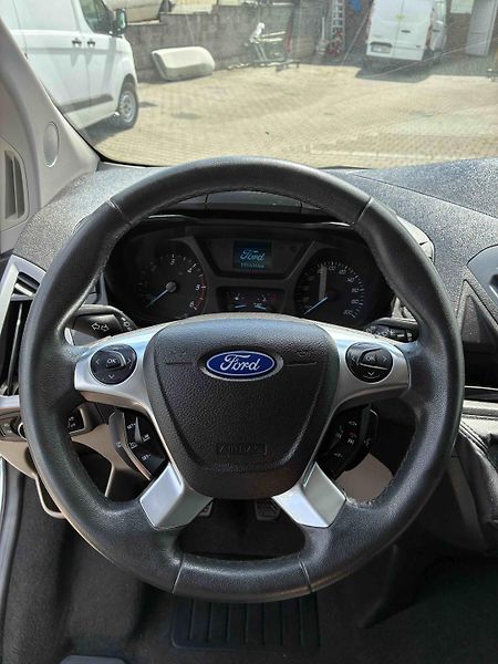 Ford Tourneo Custom (2015) Titanium L1-H1, KLIMA +TZ - fotka 7 z 15