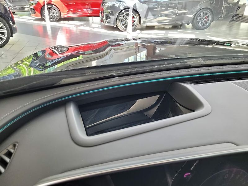 Mercedes-Benz Třídy E 53 AMG Premium+ 4M+ Pano Venti - fotka 10 z 22