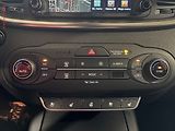 Kia Sorento (2015) 2.2 CRDi 4x4, ČR, AT, bixen - náhled 16